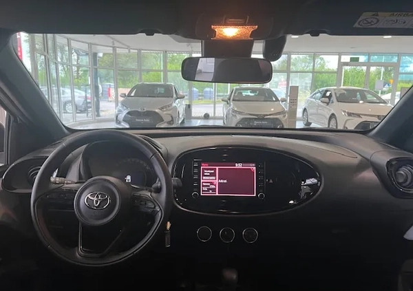 Toyota Aygo X cena 73900 przebieg: 11500, rok produkcji 2023 z Dziwnów małe 191